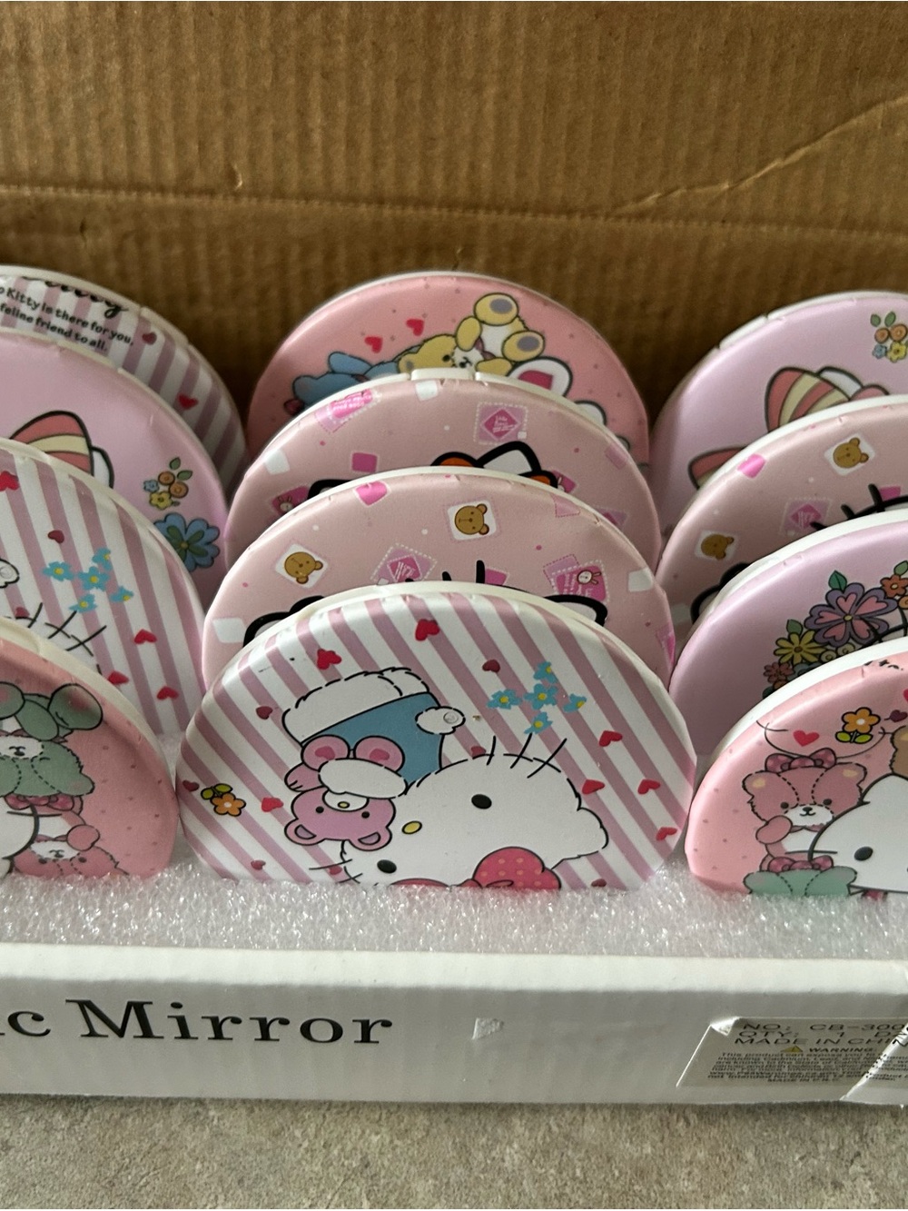 4/$50 Hello Kitty Pink Kids Compact Mirror Set